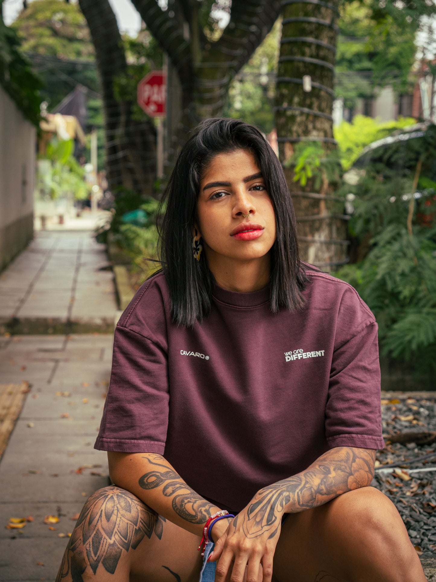 Camiseta oversize vintage we're different