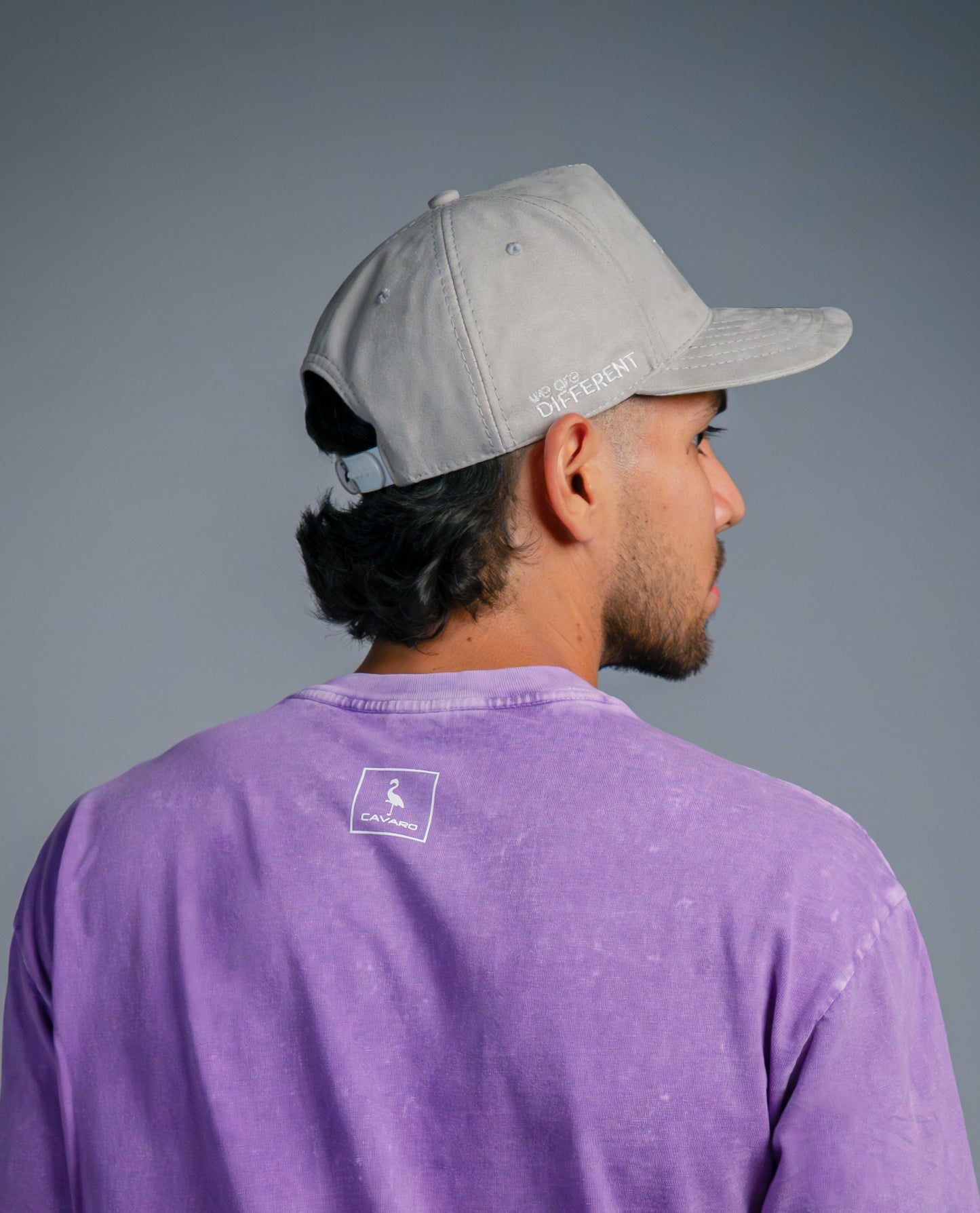 Gorra gray we’re different