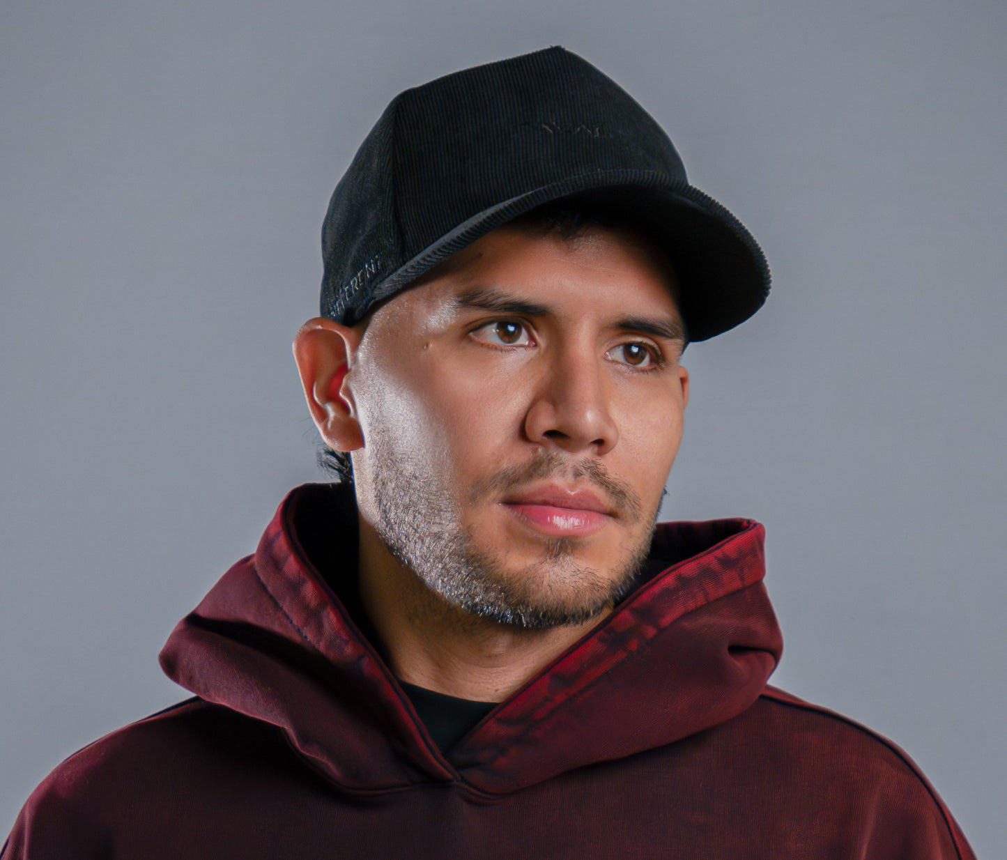 Gorra black we're different
