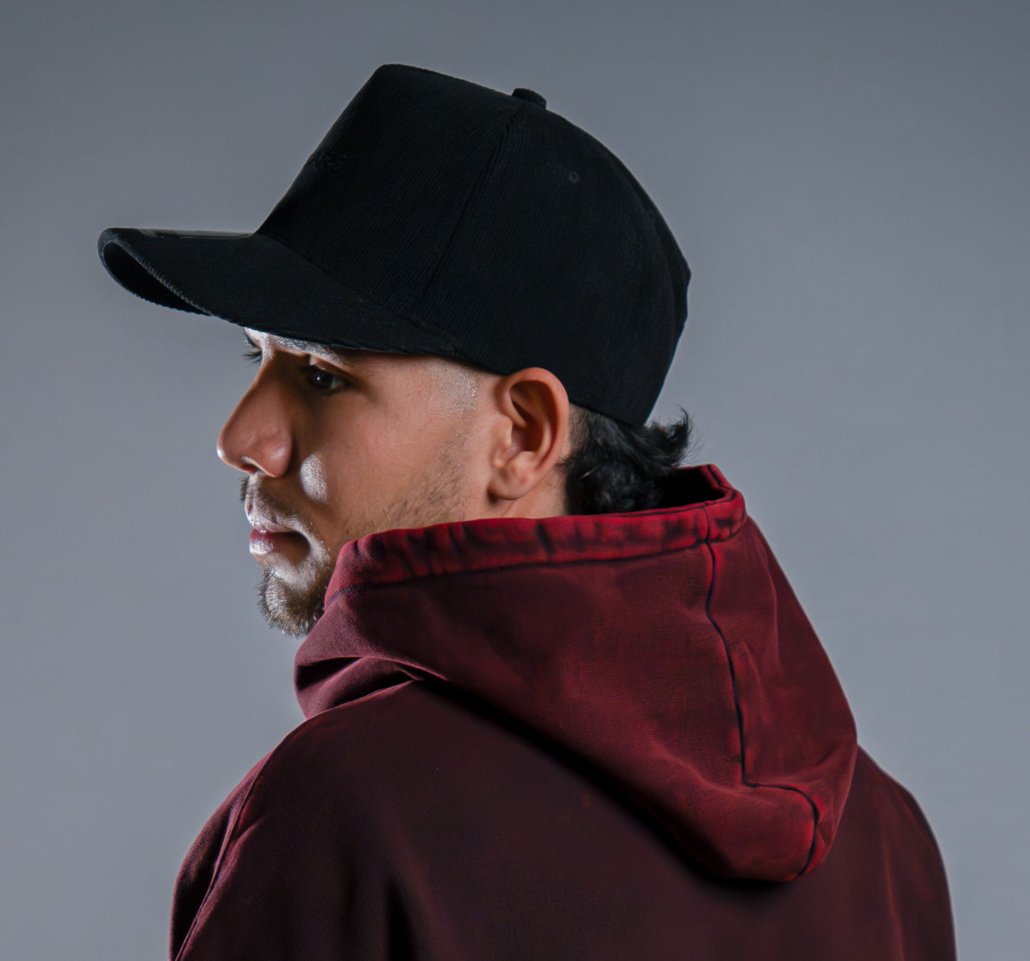 Gorra black we're different