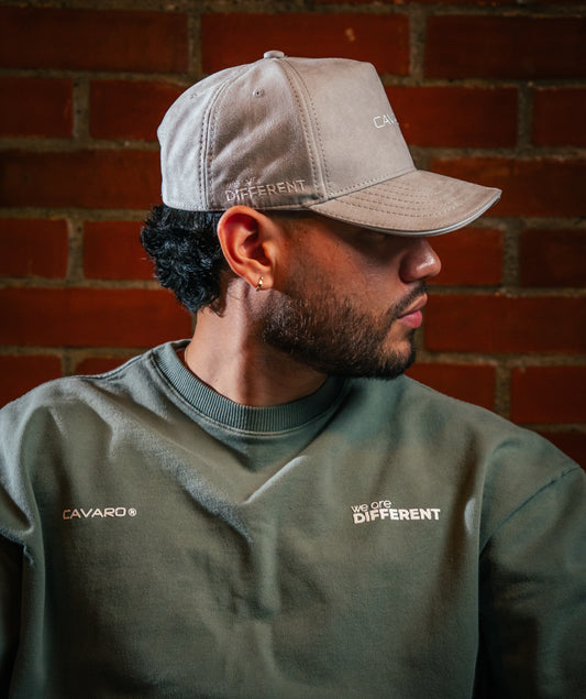 Gorra gray we’re different